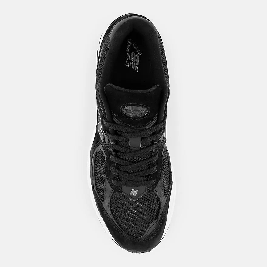 New Balance M2002RBK Shoe