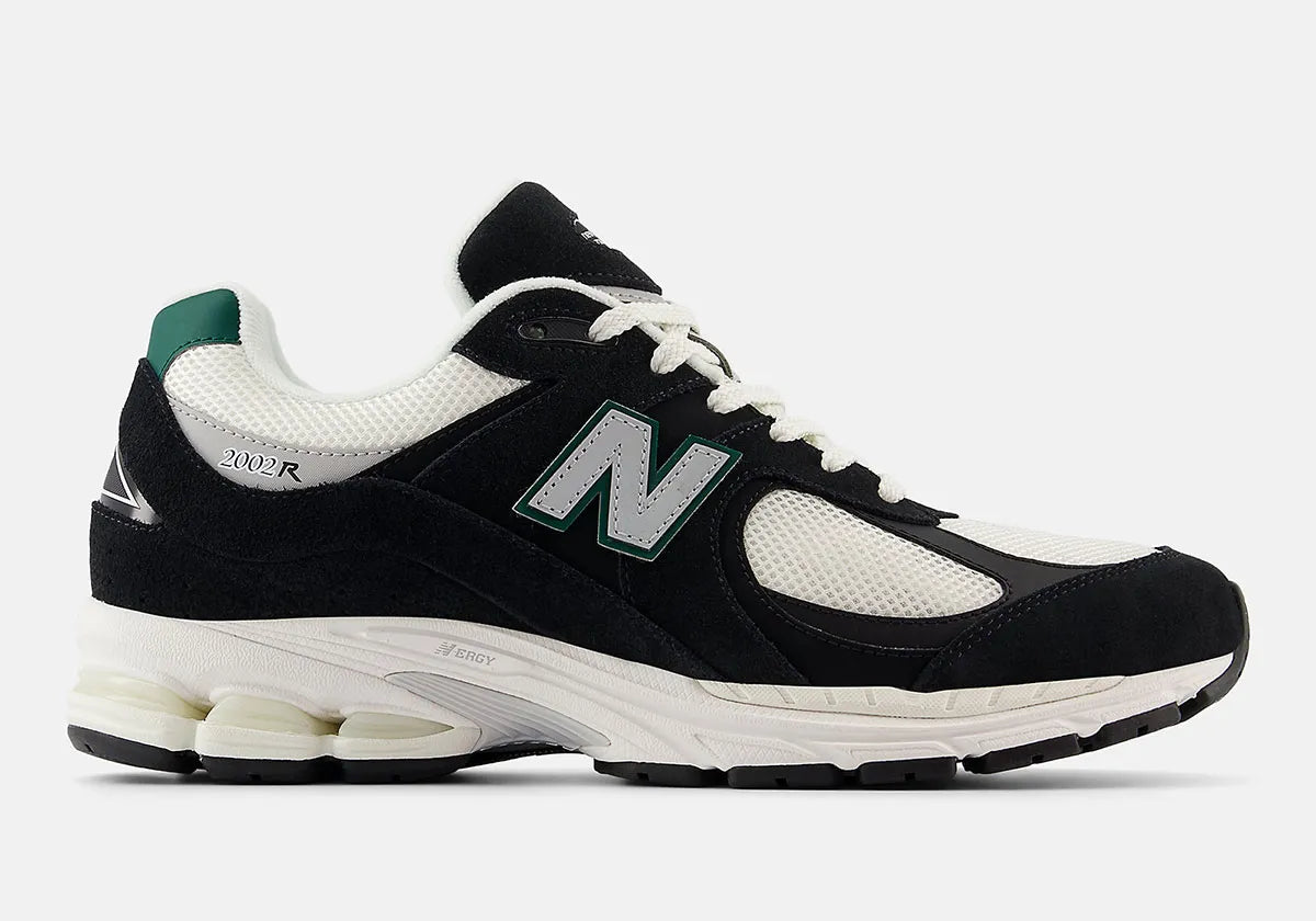 New Balance M2002RRA Black Green
